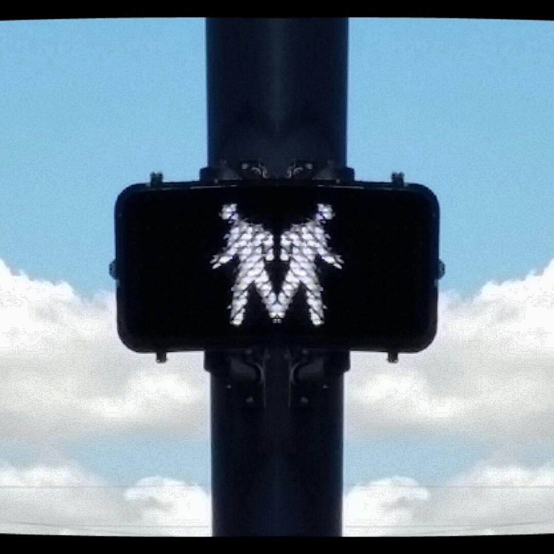 MiDiZiSoul's tweet photo. #Motion #MovingOn #MilesAway #Mirrored #Jax #Fla http://t.co/PVPPD3Gzak