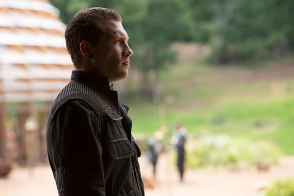 Everyone wish a happy 29th birthday to Jai Courtney! Aka the best Eric ever! 