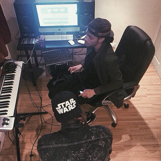 BlueyRobinson's tweet photo. Workin with the fam @raheembakare x @marsmoniz New music. #Repost #TheCoolEP http://t.co/OMHgpfRPoY