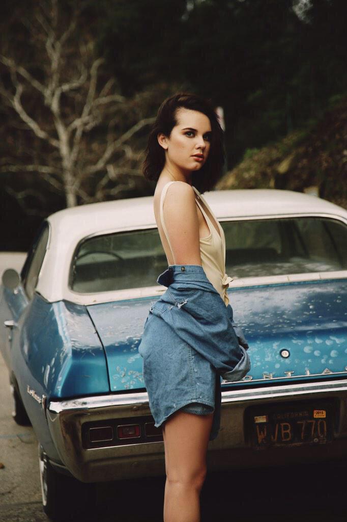itsArdenRose's tweet photo. Photoshoot http://t.co/s3RtoIo0Cv