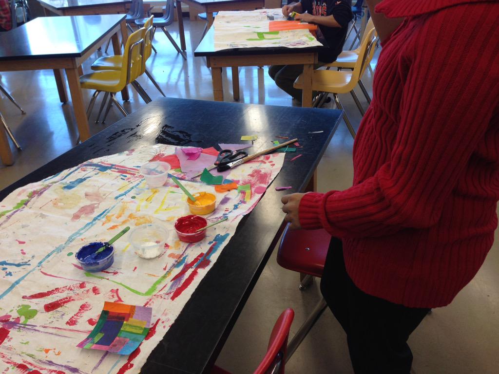 RachelSJ003's tweet photo. Man Ray! @PrismK12 @APSKenmore #teachwithManRay, #artsintegration, #STEMtoSTEAM http://t.co/uTerQlDqPA