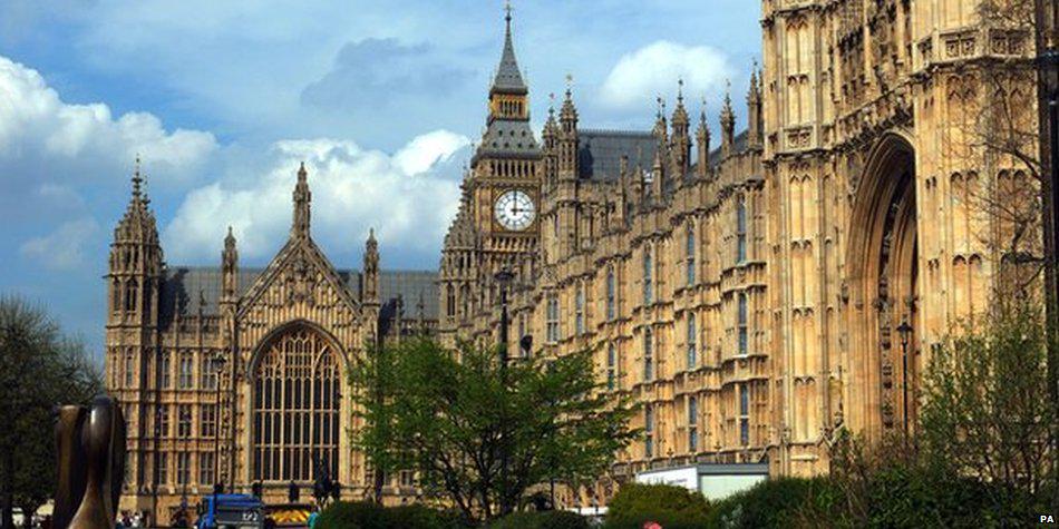 BBCNews's tweet photo. Crumbling Houses of Parliament might have to be "abandoned" within 20 years - Speaker http://t.co/Kwqp4Pgu8G http://t.co/bbx4xQgLif