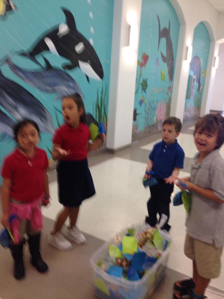 ManateeElem's tweet photo. Student Leaders at Manatee's Leadership Day share their 7 Habit knowledge. #TLIM http://t.co/nS6SRk6pP1