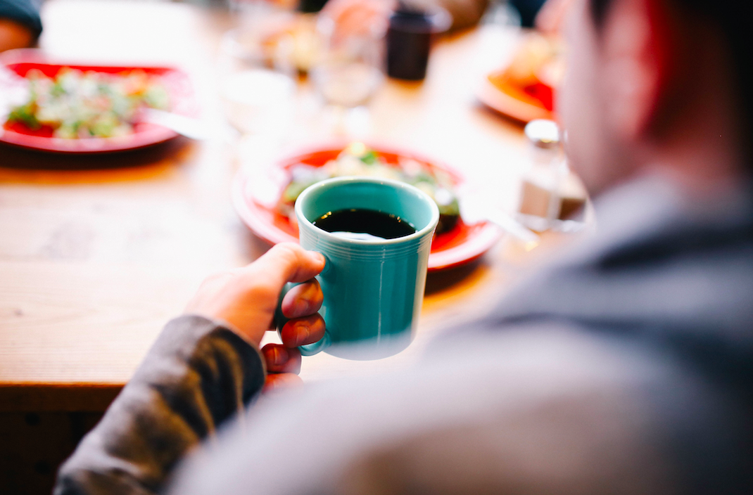 Pinterest's tweet photo. The experts over at @FoodNetwork @Thrillist and @Eater share favorite ways to start the day: http://t.co/vCrKRYX0TQ. http://t.co/AEKSR6HPt2