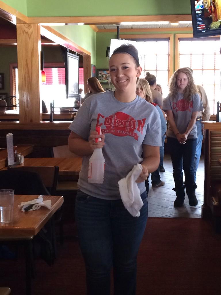Redhound Softball tweet media