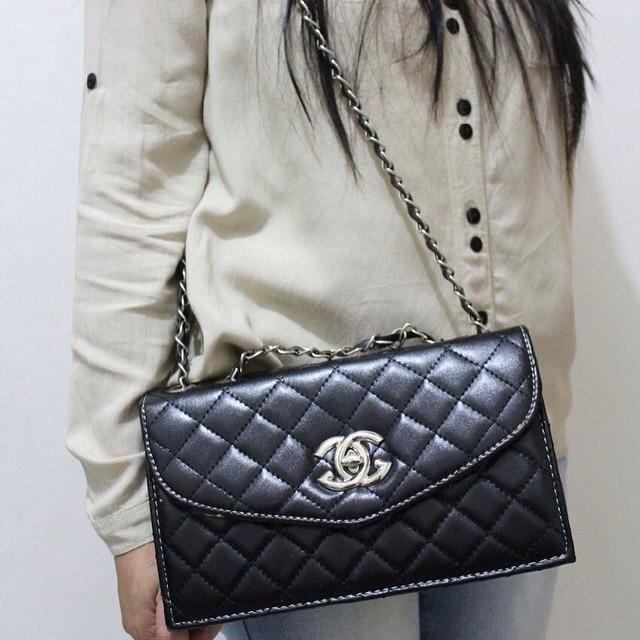 girynsshop's tweet image. 60000