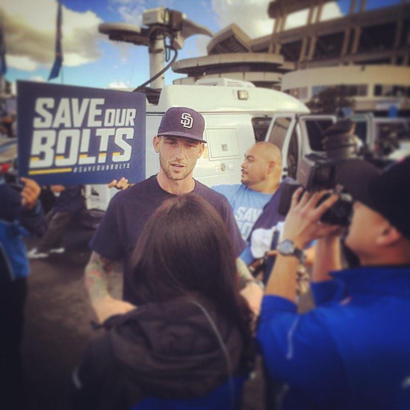 NickHardwick's tweet image. #SaveOurBolts at the Q tonight from 5-9pm. Get down here and let's keep the @Chargers where they belong. #BoltUp