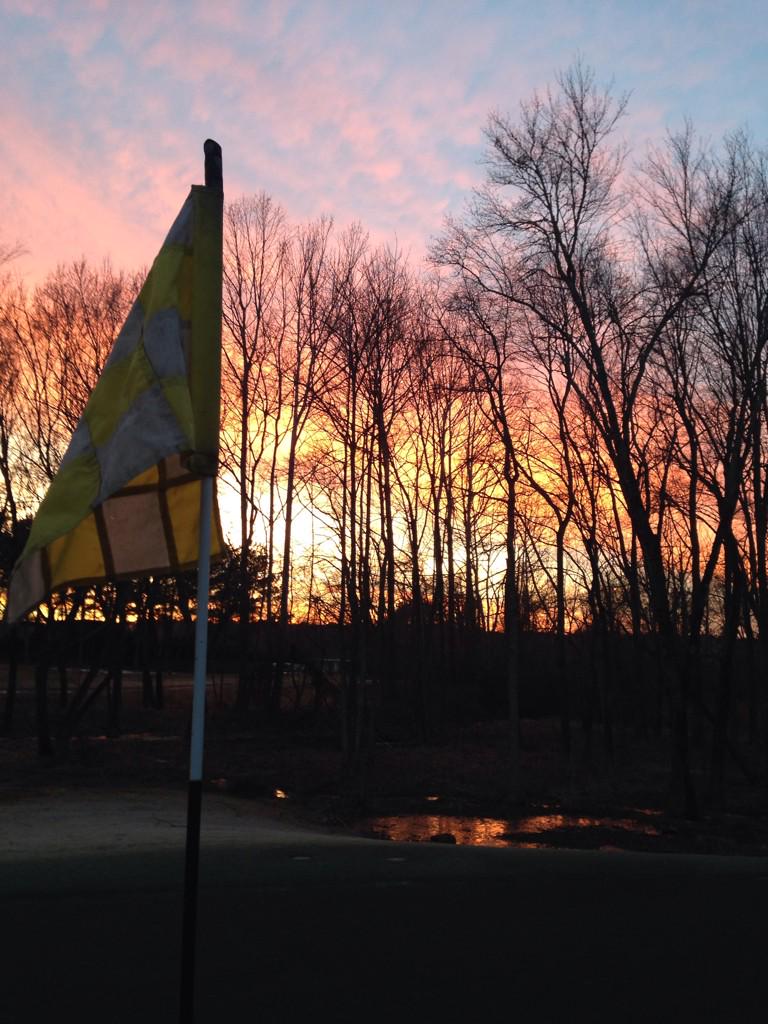 Christian_Todd's tweet photo. Golf. http://t.co/fi4uCdA0hB
