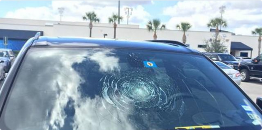 SportsCenter's tweet photo. Good: Rays 2B Tim Beckham hits HR in batting practice.
Bad: Beckham owes P Drew Smyly a new windshield. (via @Cut4) http://t.co/DujJAxSIez