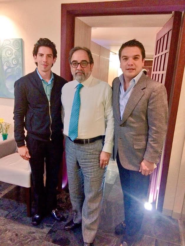 yoamo_guate's tweet photo. Nueva Alianza designa a Luis Tiffein como candidato por el distrito 9: Gerardo Islas http://t.co/ef2Zftp2EB http://t.co/EgcC7xl7a2