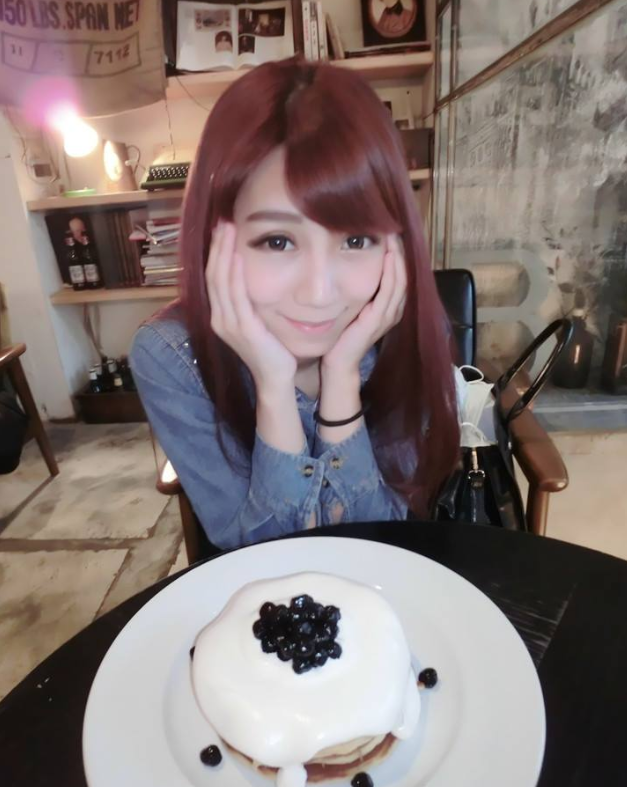 LingSheryl's tweet photo. <3 #eat http://t.co/MHi9oykFGo