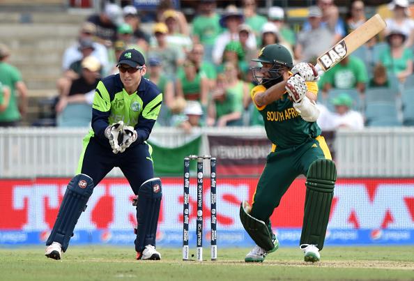 ICC's tweet image. HUNDRED! Brilliant knock from Hashim Amla, 100 from exactly 100 balls! bit.ly/cwc15-24 #cwc15 #SAvIRE