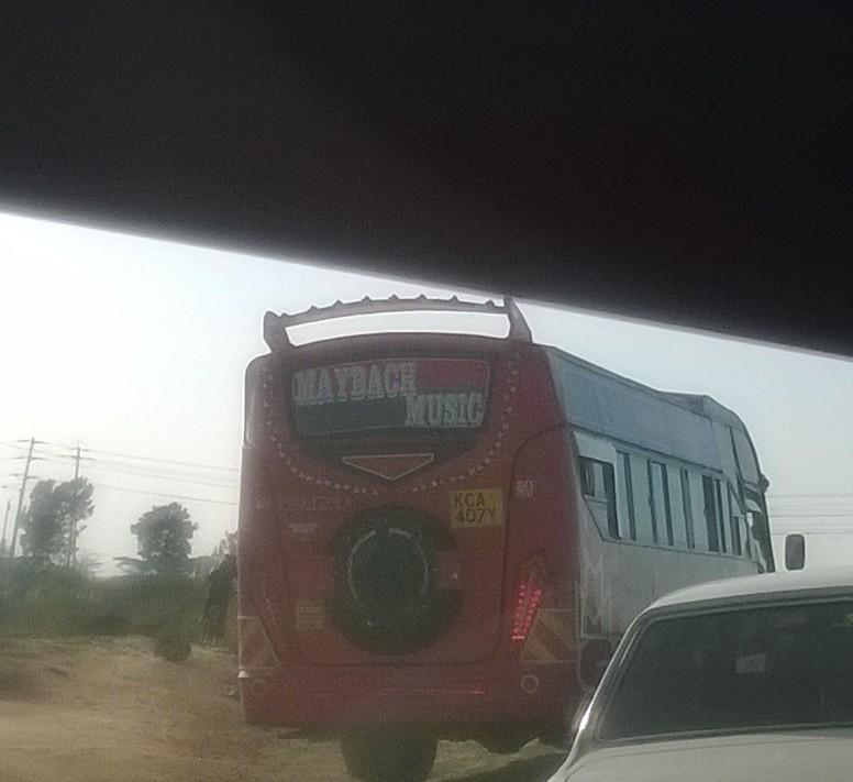 GeeannWaks's tweet photo. This matatu almost took my side mirror this morning on Langata road.👇 http://t.co/Z0JRDwGcTS