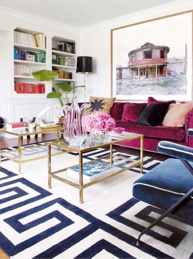 Bold rugs look great in the living room #interiordesign