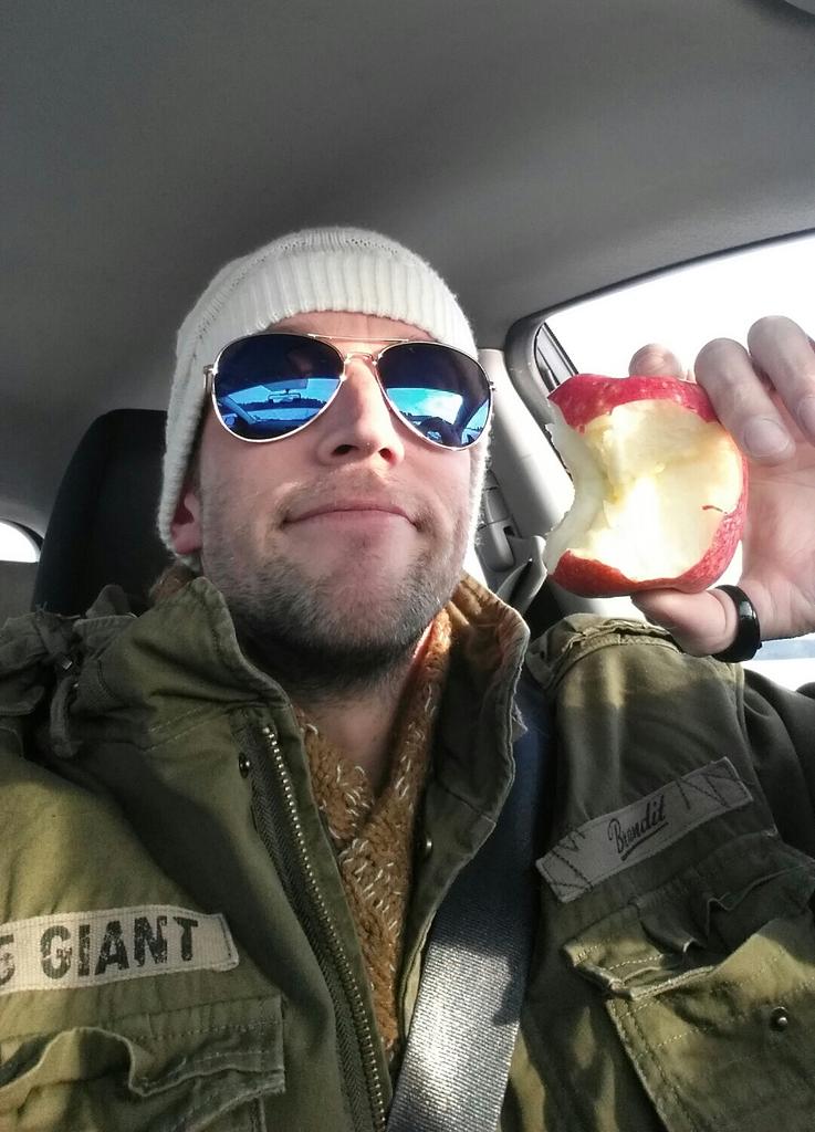 DirkoMatty's tweet photo. Apfel :-) http://t.co/Gt1HERaxTE