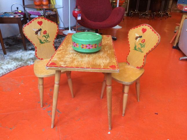 Jaren 50 houten kinder setje €50,- <a href="/MrOrangeshop/">Mr.Orange</a>