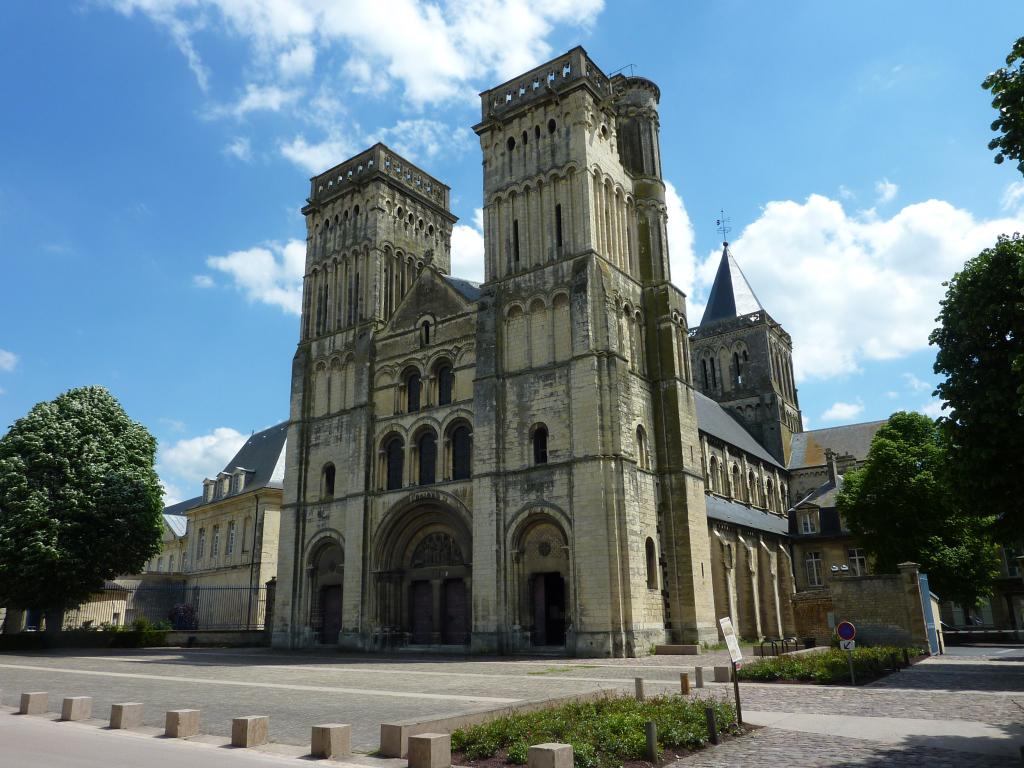 Abbaye aux Dames #Caen ! Fondée par Mathilde femme de #GuillaumeLeConquérant Photo 1: M.Dehaye avudoiseau.com