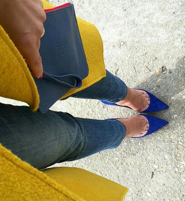 ArturNash's tweet photo. #ToeCleavageTuesday #PointyPumps #ShoePorn http://t.co/CRlTeBKhMH