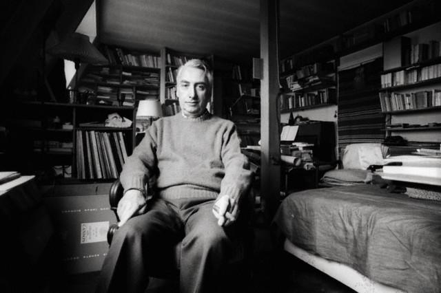 AtelierVoltaire's tweet photo. 2015, année Barthes http://t.co/VXLZxA0Lso #centenaire #RolandBarthes #biographie #Samoyault #Birdman #structuralisme http://t.co/1Dh9JlNNCG