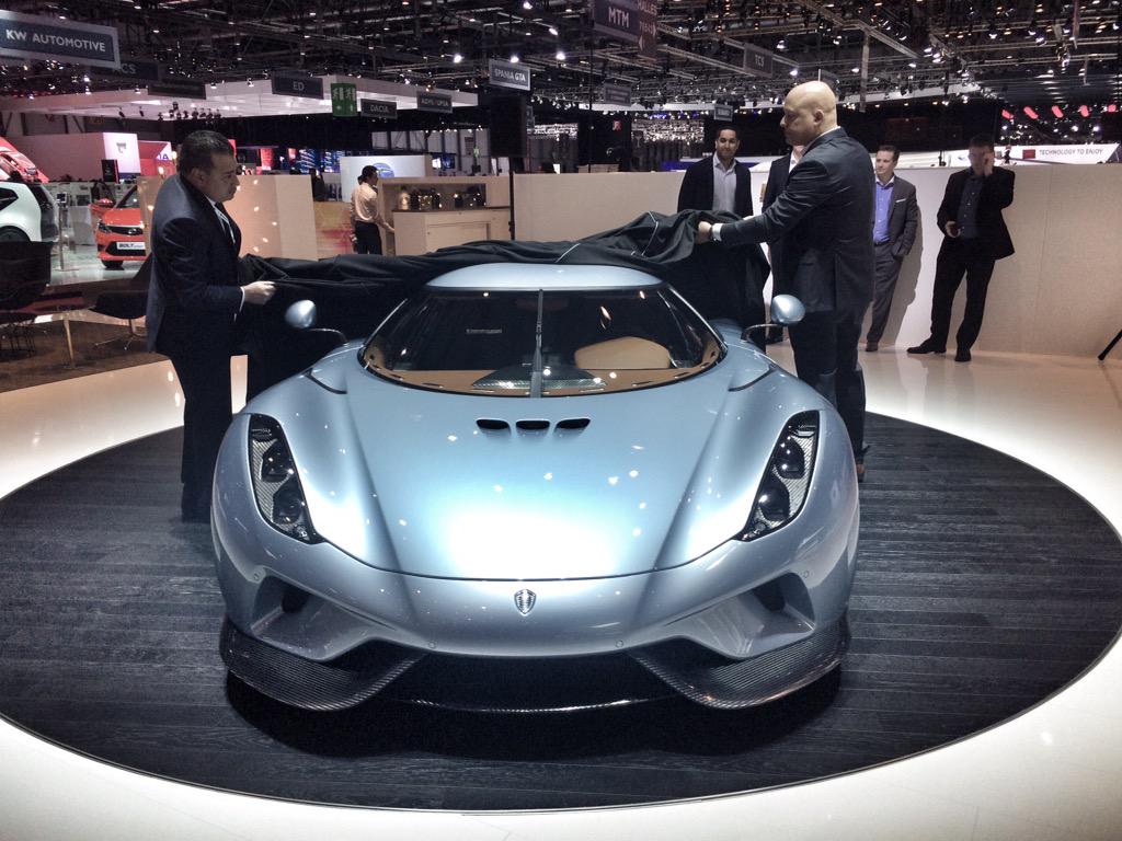 rowanhorncastle's tweet photo. Fans of flippin' fast cars, make space on your bedroom wall for this: the Koenigsegg Regera. 1500bhp and 2000nm. Nuts http://t.co/GWoF3U0Ssi