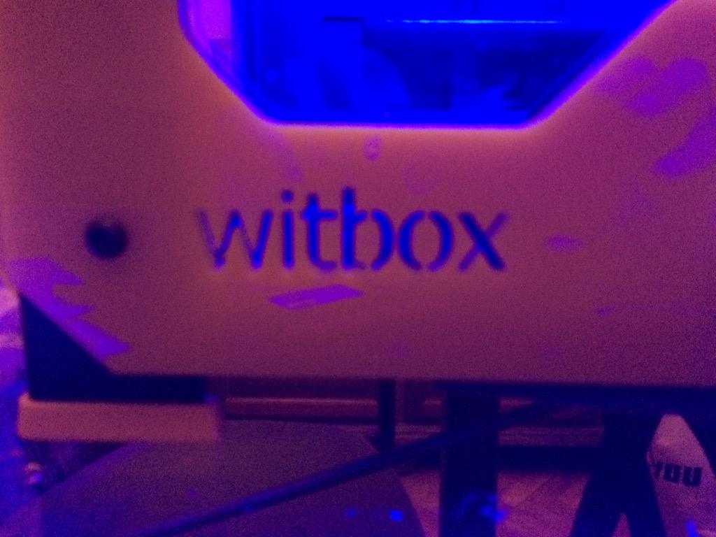 Univecs's tweet image. Poniendo la #Witbox de @bqreaders a punto para @interdidac Ya tenemos muchas ganas de empezar!