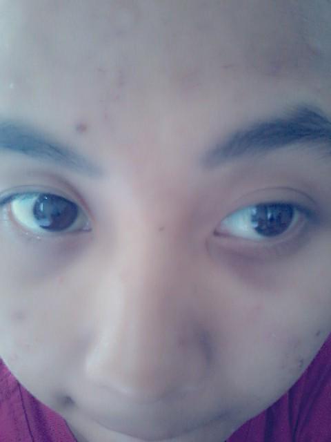 Dewekk's tweet photo. alis tebalku
 :v http://t.co/FY2MQYAkFt