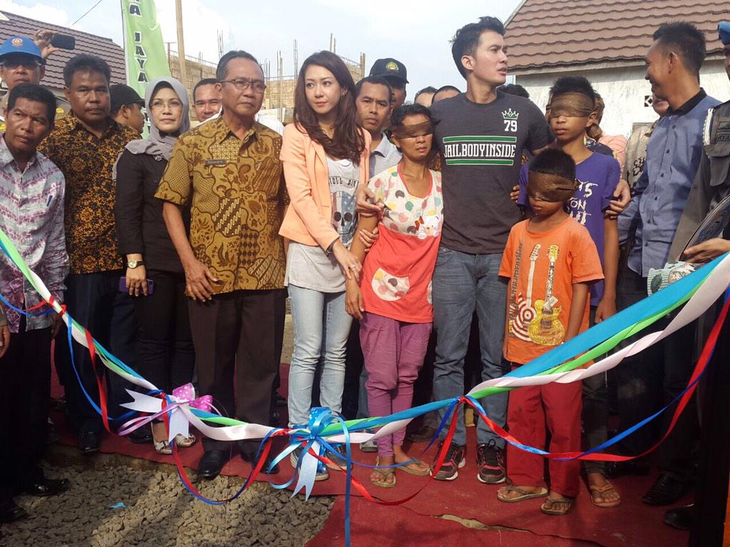 Don't miss it! <a href="/RumahGratisTTV/">RumahGratis Trans TV</a> Sabtu ini! 5pm!! :)