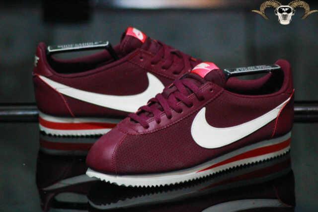 nike cortez 42
