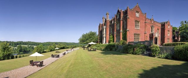 The sun is shining and we hope it will last for our Spring Wedding Fayre!  Sunday 8th March 2015 11am-3pm