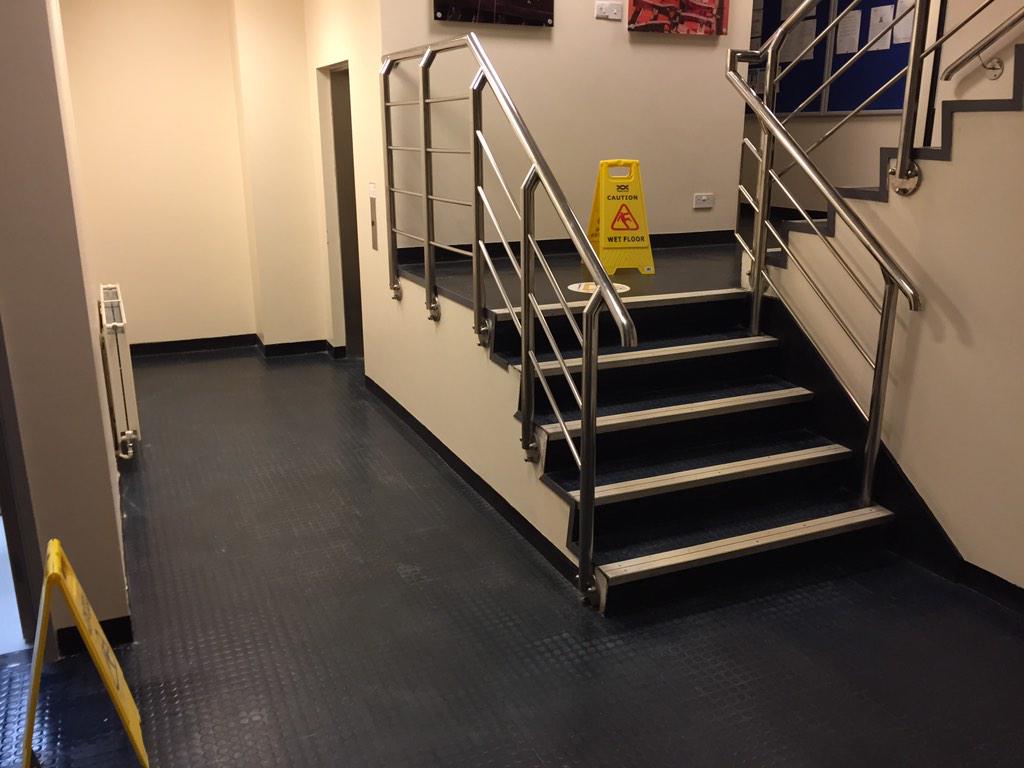 DiamondCMS's tweet image. Not happy with your current cleaners standards ? #Nottingham #derby #Leicester #midlands #Lincoln #Loughborough