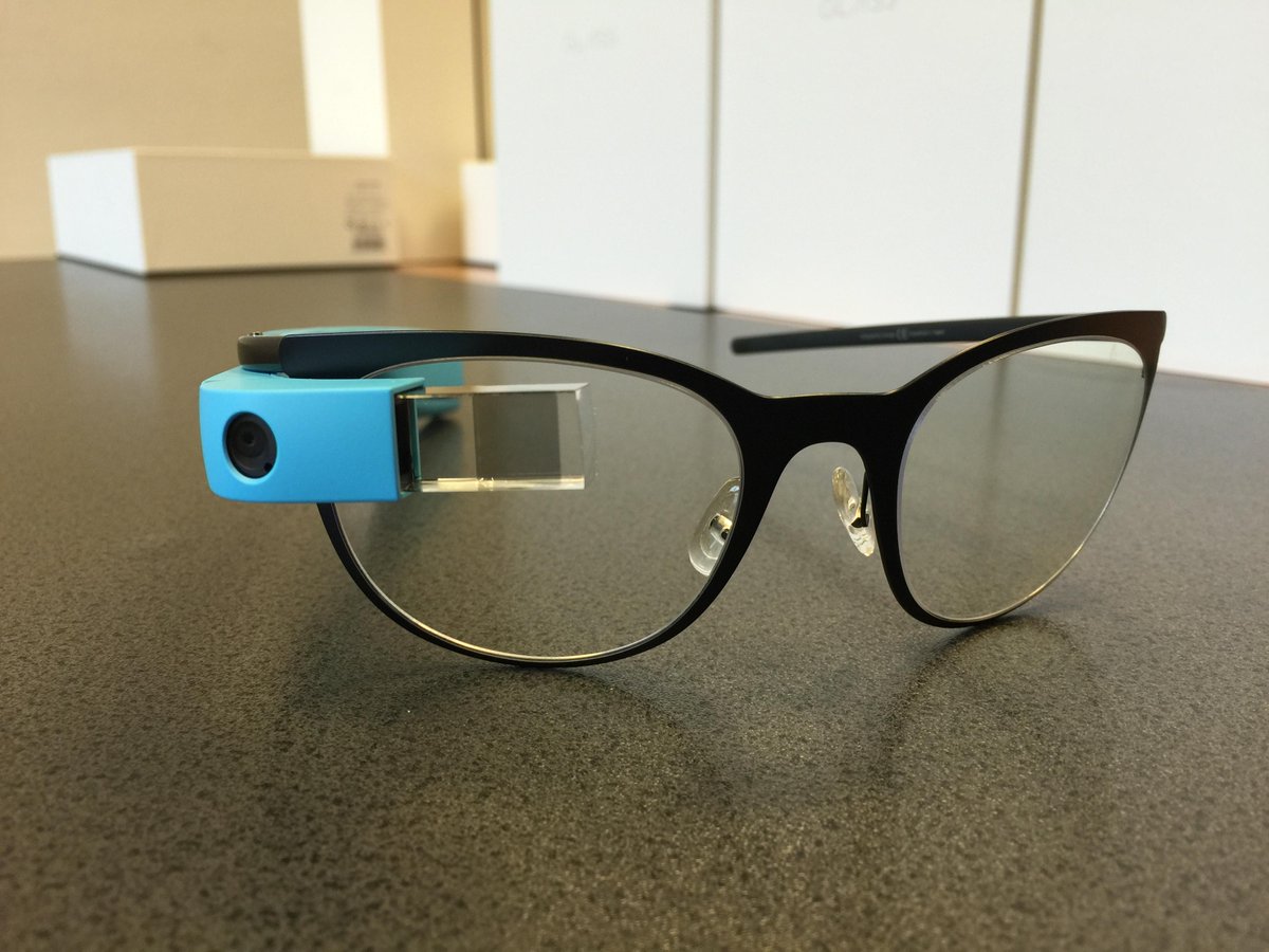 Vidiemmesrl's tweet photo. A bunch of #GoogleGlass arrived in the office - we already love the #TitaniumCollection! http://t.co/yjBlVHbOru