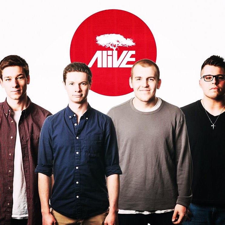 ehfuse's tweet photo. We're stoked to have @aliveku in the house at Fuse:HS tonight. Don't miss the party! #worship #canadianbacon http://t.co/H9hvShv6fI
