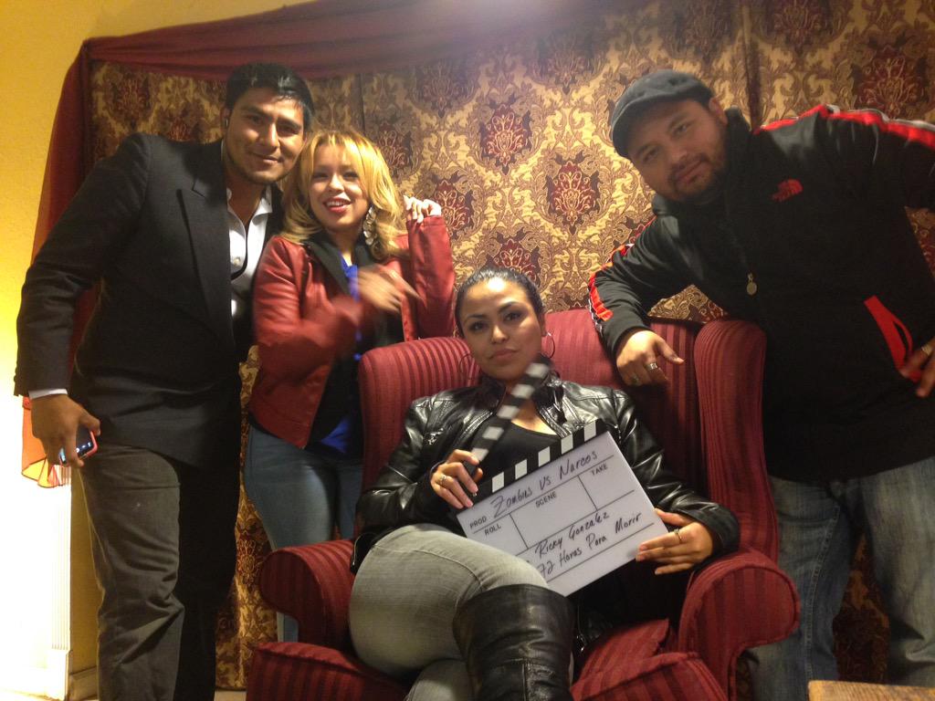 rmxstudiosinc's tweet photo. Mayra Gamiño Denisse Pastrana Alejandro Hernandez y Mario Miranda - 72 Horas para Morir http://t.co/PPkas8HCXE