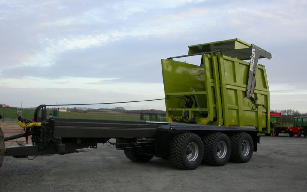 GTPassion_'s tweet photo. NEWS @sima_paris: #Gyrax commercialisera sa benne à fond coulissant au deuxième semestre 2015 http://t.co/hh3HtVwn6K http://t.co/ABSTwfmuPB