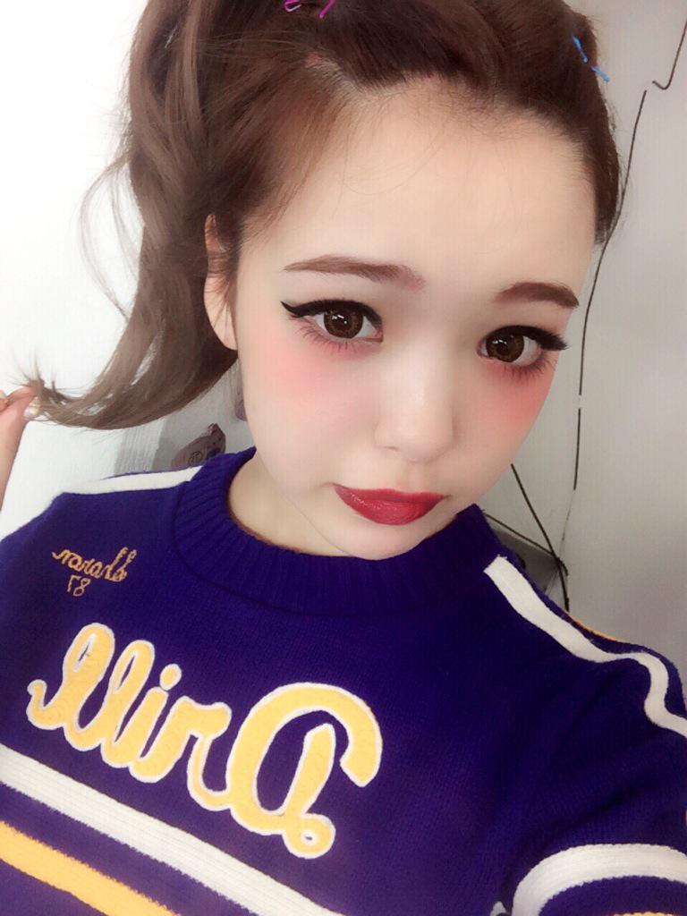 0220nicole's tweet photo. チアガール😆💛 http://t.co/QnBlJeoNCW