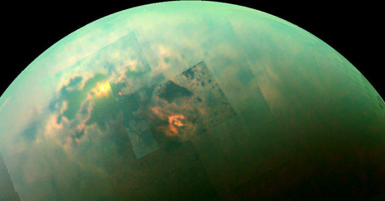 ScienceAlert's tweet photo. Alien cells could live without oxygen in Titan’s icy, methane seas: http://t.co/tdC0uHU4Bu http://t.co/YUSMUXPOXs