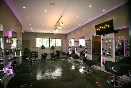 Ambiance <a href="/bellezza2a/">Bellezza Hair Design</a>