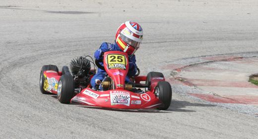 BSKarting_'s tweet photo. Crónica de la 1a carrera de las #BSK en Can Picafort http://t.co/Kwv1uUrF1p via @ArnauBisquerra #IBMotor #Karting http://t.co/bSoEXsglpT
