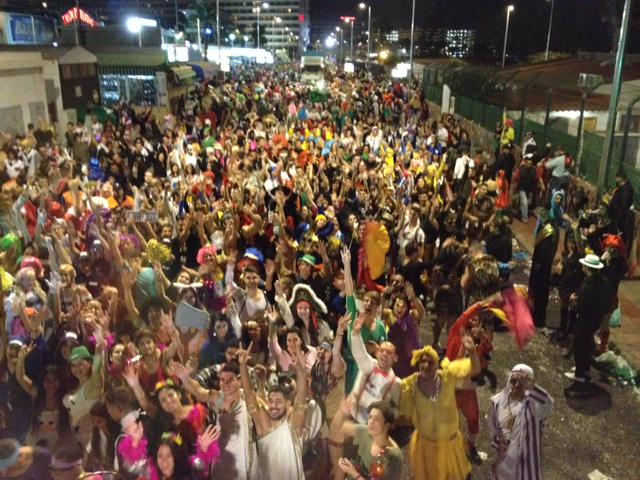afinitrip's tweet photo. FOTOS DEL CARNAVAL DE MASPALOMAS http://t.co/R1FQhpDzau #afinitrip #Canarias #GRANCANARIA #PymesUnidas #ElArcaDeTwitt http://t.co/rR8I5Qt8EH