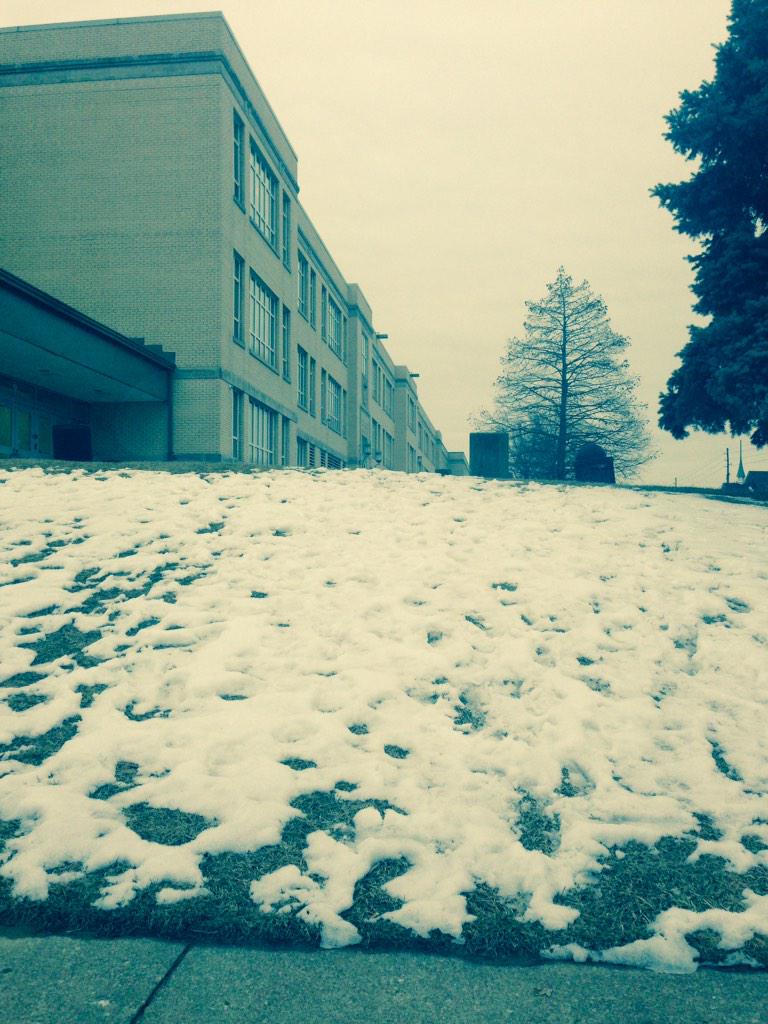audrey_brown_'s tweet photo. Prayed for Logan St, Vance Ave, Hand Ave, the students at New Albany HS. #prayerdriveNA http://t.co/d9SItarQ71