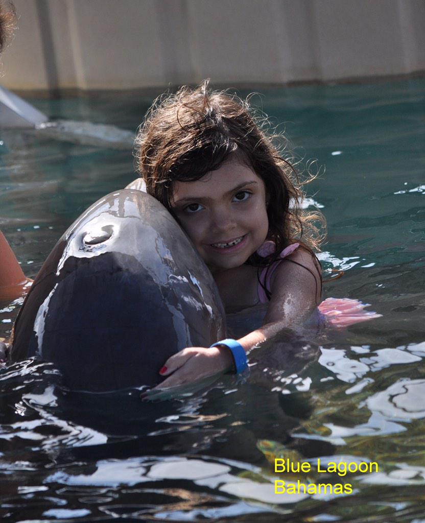 F1abraham's tweet image. #Bahamama #BahamaBaby #ShesCool #Paradise #Dolphines #Atlantis 💎🐬🚢☀️👗💙
