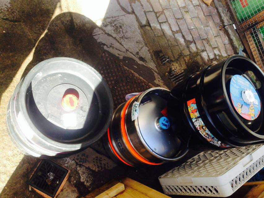 TheBoaterBath's tweet photo. Exciting new beers coming in today! @BeerInBath @BeerForThat @indiespiritbath @BathLifeMag @BathChron http://t.co/yFA4hpYSbZ