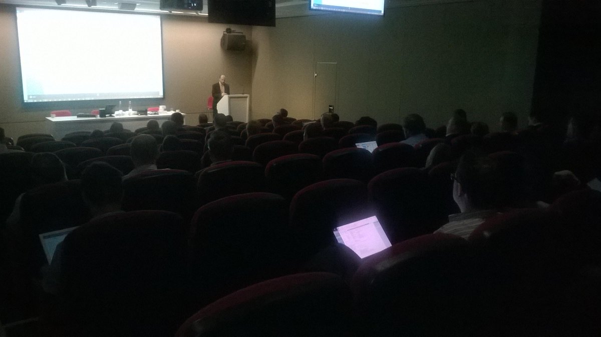 SimonCloud9's tweet photo. Azure Tech event for UK Microsoft partners today - for more of these events https://t.co/bPsju0ngwg #AzurePartners http://t.co/zkkybRBY8p