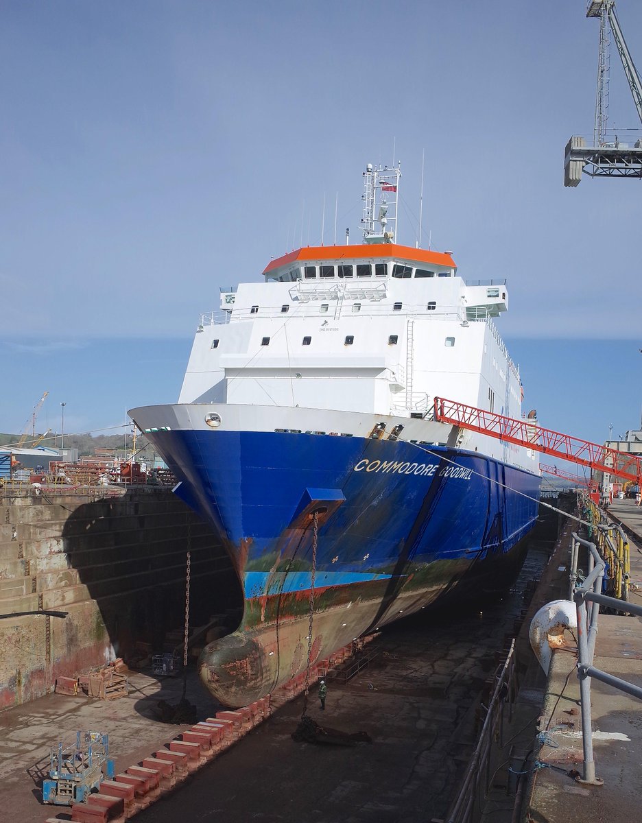 PennyPhillips2's tweet photo. Delighted to welcome @Condor_Ferries #CommodoreGoodwill to #Falmouth. @apgroupuk http://t.co/pzBg2uReOP