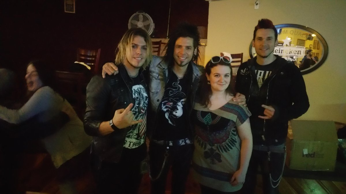 Thanks to <a href="/RealLikeAStorm/">JohnSilver</a> for coming out rocking the <a href="/WZBHRocks/">93.5 The Beach</a> crowd out at Live at Bo's!