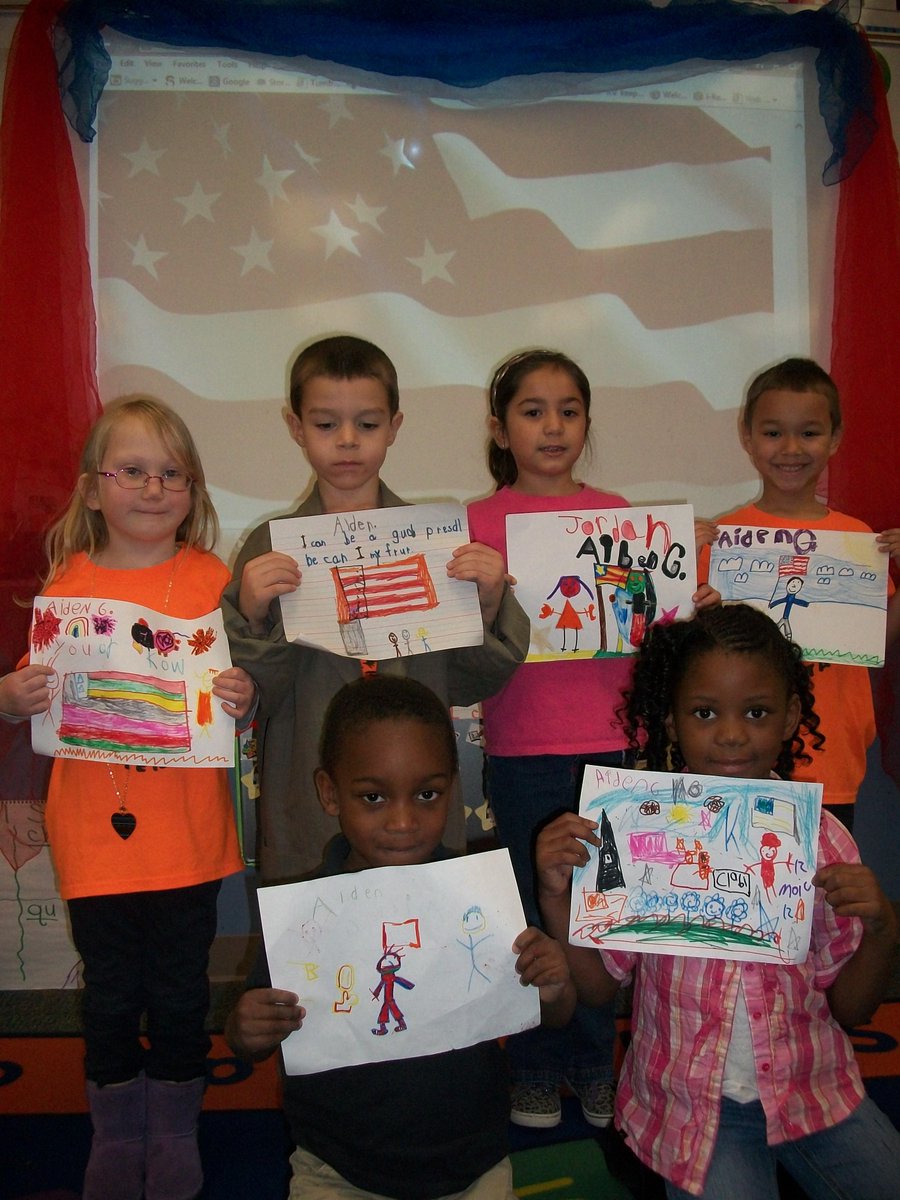 midwayscps's tweet image. Mrs. English&apos;s class did a class campaign &amp;amp; election for president. #ClassroomSpotlight #MidwayArts
