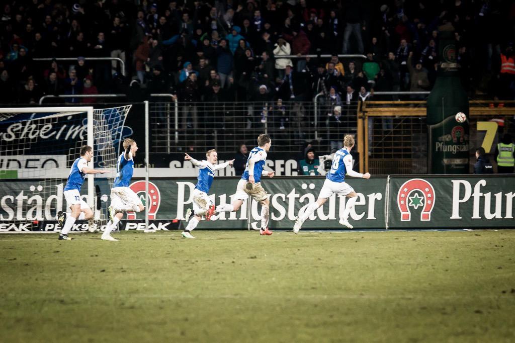 SandroSirigu's tweet photo. #SVD #Heimsieg #geiles #Gefühl http://t.co/sqI5lCxp8Y