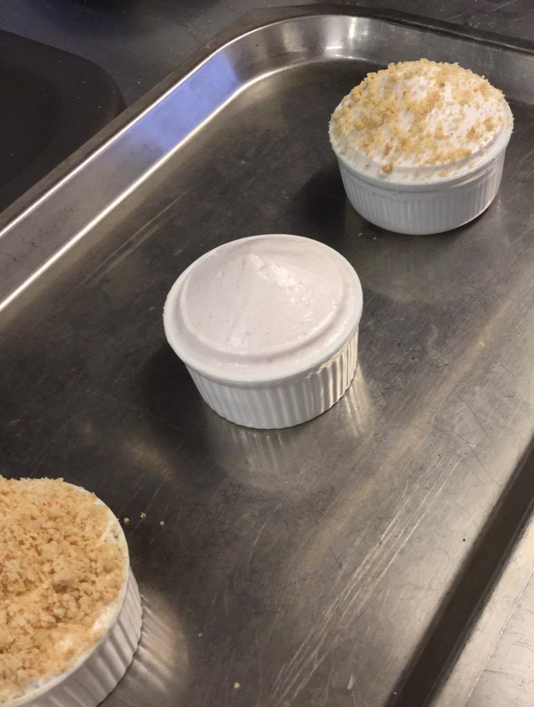 chef_agency's tweet photo. Soufflé day 
Rhubarb and ginger, Apple and toffee crumble http://t.co/28TdjkqYsj
