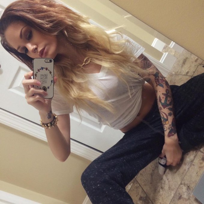 Sweats are the best http://t.co/I8HOAKfY2Q<a href="/tag/bts"class="tags"><span>#bts</span></a>