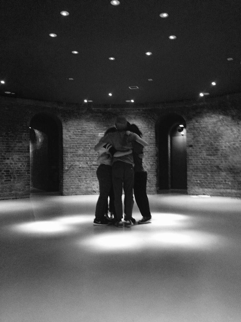 NobodyMoveCo's tweet image. Rehearsals at @RoundhouseLDN today. #KeepYourCoins